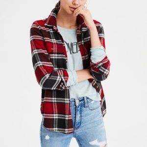 AE Super soft red button up flannel